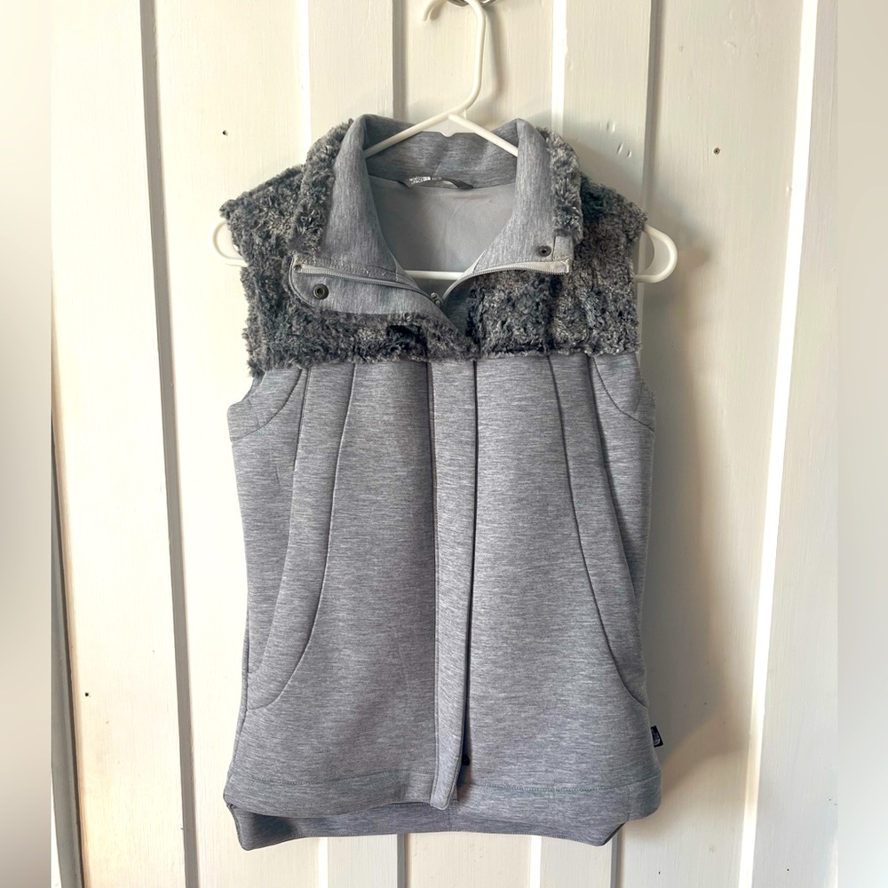 North Face fuzzy women’s vest Size XS